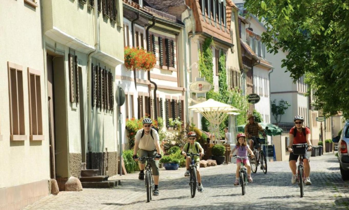 Stadthotel Am Adenauerplatz Marktheidenfeld Exteriör bild